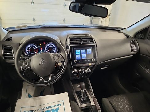 Used 2023 Mitsubishi Outlander Sport ES image 8