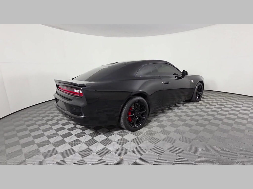 Used 2024 Dodge Charger Daytona Scat Pack w/ Plus Group AWD/4WD image 38