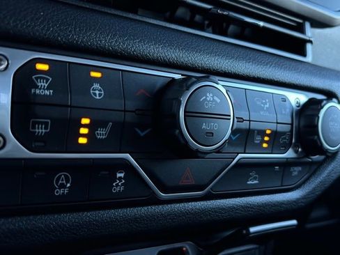 New 2026 Jeep Gladiator Sport image 36