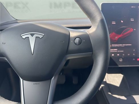 Used 2022 Tesla Model 3 Long Range image 18