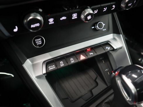 Certified 2024 Audi Q3 2.0T Premium Plus w/ Premium Plus Package image 24