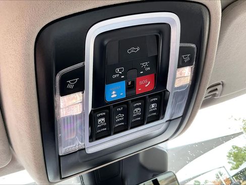 Used 2025 RAM 1500 Tungsten w/ Towing Technology Group AWD/4WD image 32