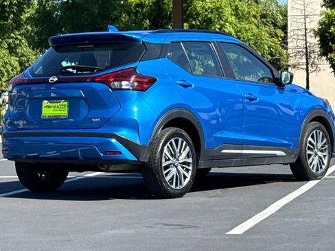 Used 2024 Nissan Kicks SR FWD image 11