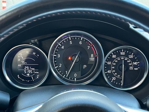 Used 2016 MAZDA MX-5 Miata Grand Touring RWD image 19