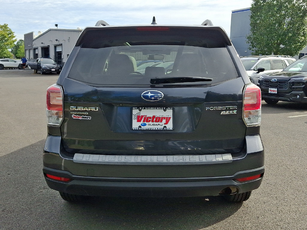 Used 2017 Subaru Forester 2.5i Premium AWD/4WD image 6