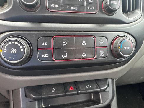 Used 2015 GMC Canyon 2WD Crew Cab w/ Convenience Package image 14