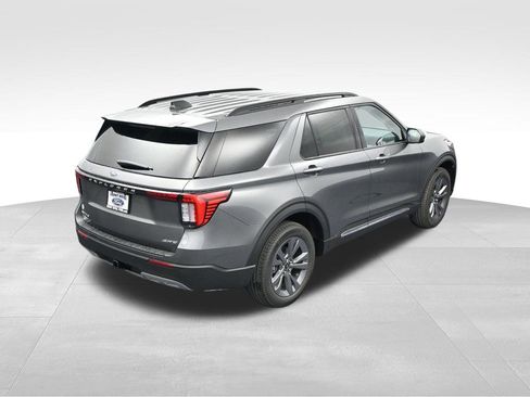 New 2025 Ford Explorer Active w/ Active Comfort Package image 44