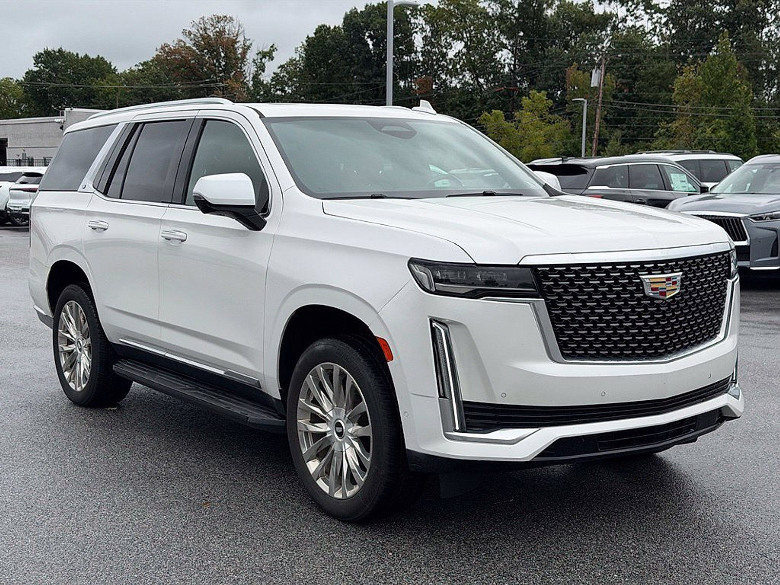 Used 2021 Cadillac Escalade Premium Luxury w/ Driver Assist Tech Package AWD/4WD image 1