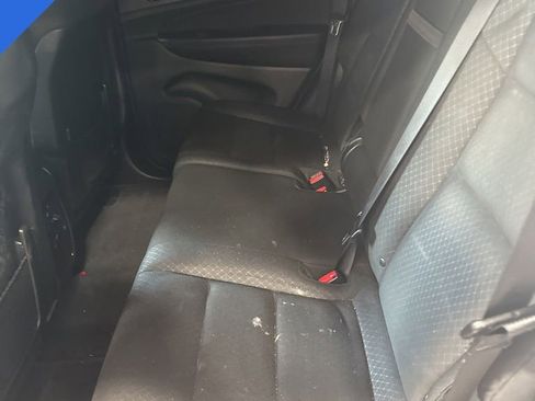 Used 2018 Jeep Grand Cherokee Laredo image 5