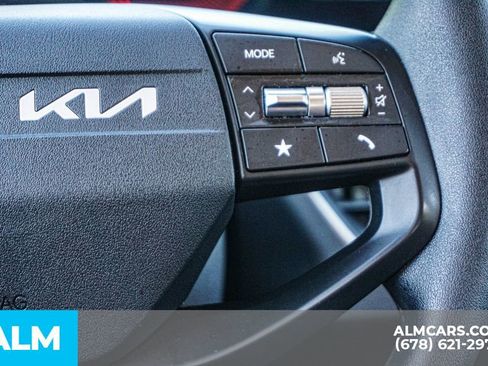 Used 2025 Kia K4 FWD image 30