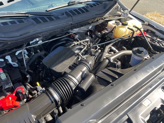 Used 2021 Ford F550 4x4 Regular Cab Super Duty image 15
