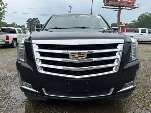 Used 2019 Cadillac Escalade ESV 2WD image 4