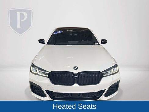 Used 2022 BMW M550i xDrive image 3