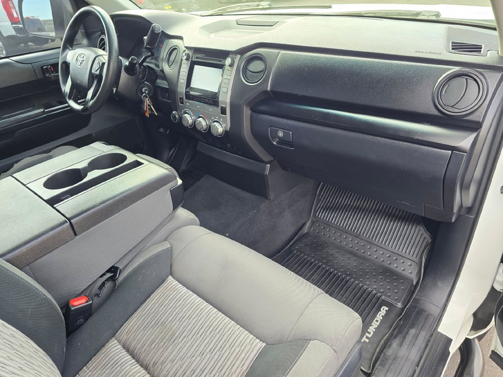 Used 2017 Toyota Tundra SR AWD/4WD image 16