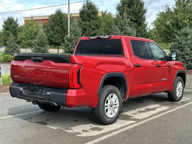 Used 2022 Toyota Tundra SR5 w/ SR5 Convenience Package AWD/4WD image 21