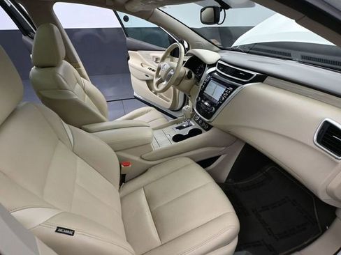 Used 2017 Nissan Murano Platinum image 48
