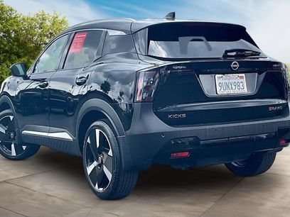 Certified 2025 Nissan Kicks SR