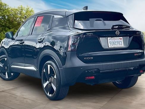 Certified 2025 Nissan Kicks SR AWD/4WD image 4