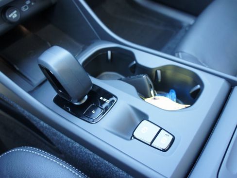 New 2025 Volvo XC40 B5 Core w/ Protection Package Premier image 14