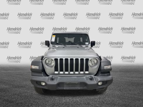 Used 2019 Jeep Wrangler Unlimited Sport S image 3