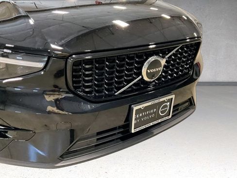 Certified 2026 Volvo XC40 B5 Plus w/ Protection Package Premier AWD/4WD image 33