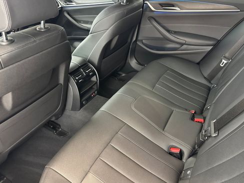 Certified 2023 BMW 530e w/ Convenience Package RWD image 25