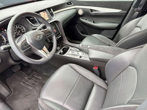 Used 2023 INFINITI QX50 Sensory w/ Cargo Package AWD/4WD image 18