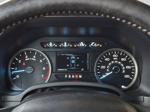 Used 2019 Ford F150 XLT w/ Equipment Group 302A Luxury AWD/4WD image 11
