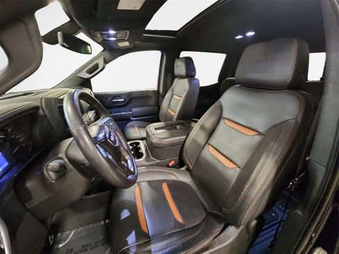 Certified 2022 GMC Sierra 1500 AT4 w/ AT4 Premium Package image 12