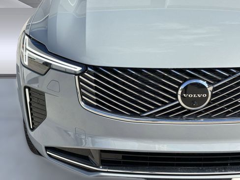 New 2026 Volvo XC90 B6 Plus w/ Protection Package Premier image 23