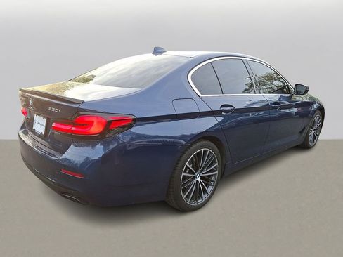 Used 2021 BMW 530i xDrive w/ Premium Package AWD/4WD image 4