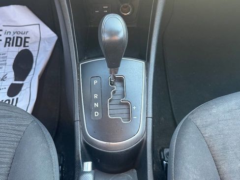 Used 2016 Hyundai Accent SE image 12