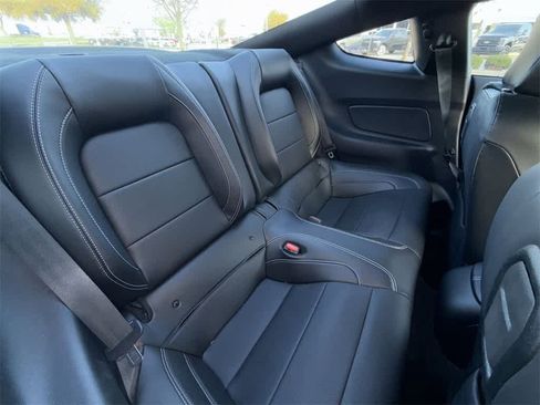 Used 2022 Ford Mustang Shelby GT500 w/ Technology Package image 16