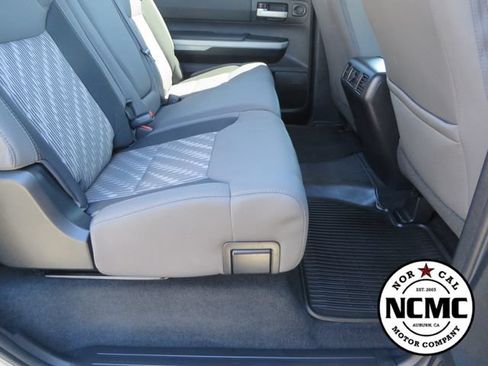 Used 2018 Toyota Tundra SR5 w/ SR5 Upgrade Package AWD/4WD image 63