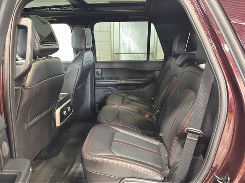 Used 2023 Ford Expedition Limited AWD/4WD image 37