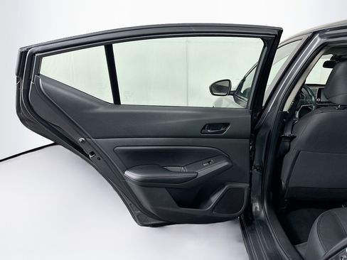 Used 2024 Nissan Altima 2.5 SV image 25