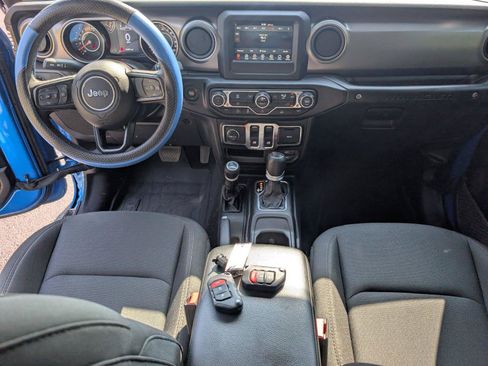 Used 2023 Jeep Wrangler Sport AWD/4WD image 33