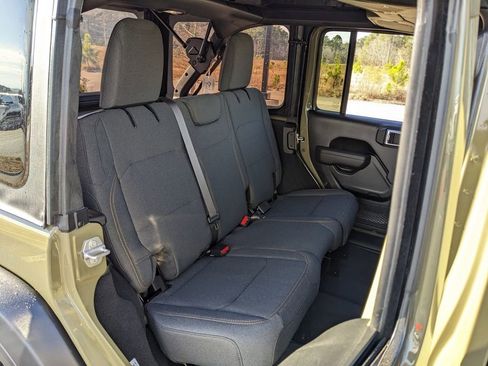 Used 2026 Jeep Wrangler Sport image 40