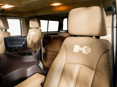 Used 2003 HUMMER H1 4-Door Wagon image 28