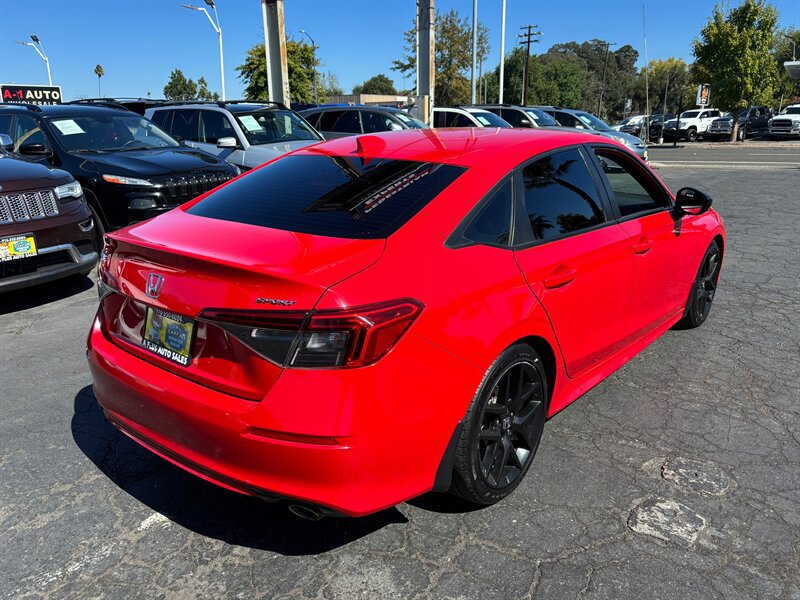 Used 2023 Honda Civic Sport image 4