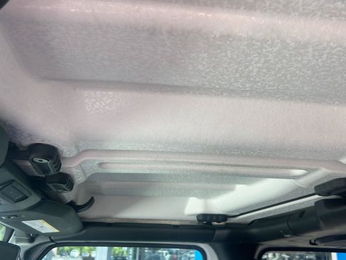 Used 2021 Jeep Gladiator Mojave AWD/4WD image 23