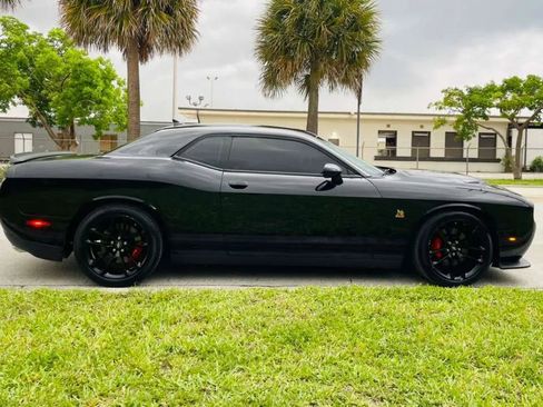 Used 2022 Dodge Challenger R/T Scat Pack w/ Plus Package RWD image 6