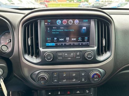 Used 2017 GMC Canyon SLE w/ All Terrain Package image 20