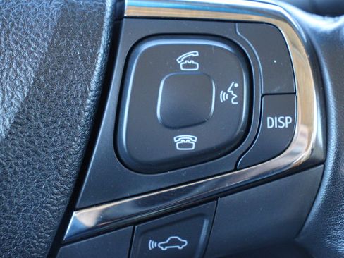 Used 2013 Toyota Avalon Limited image 26