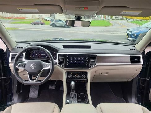 Used 2023 Volkswagen Atlas SE image 11