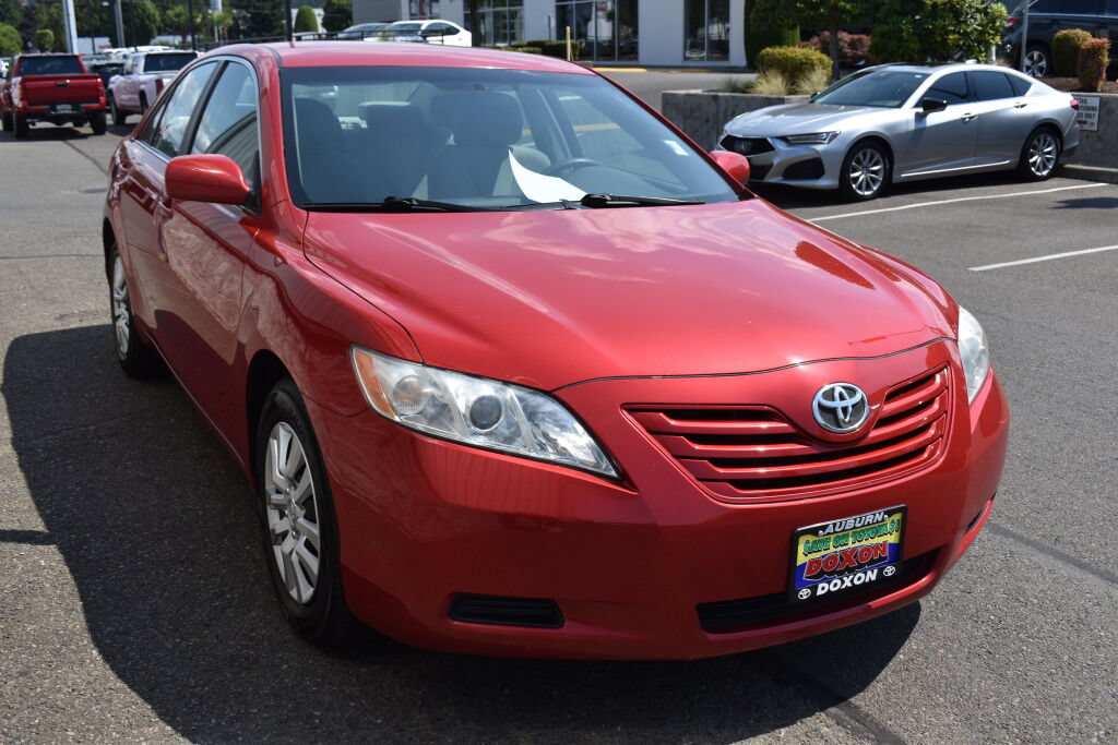 Used 2009 Toyota Camry LE FWD image 3
