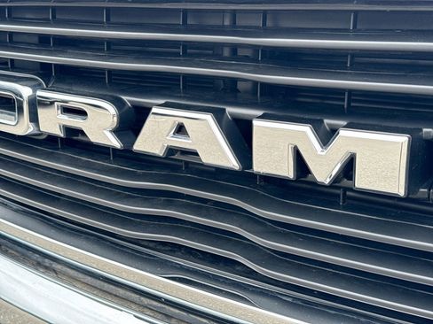 Used 2021 RAM 1500 Big Horn AWD/4WD image 14