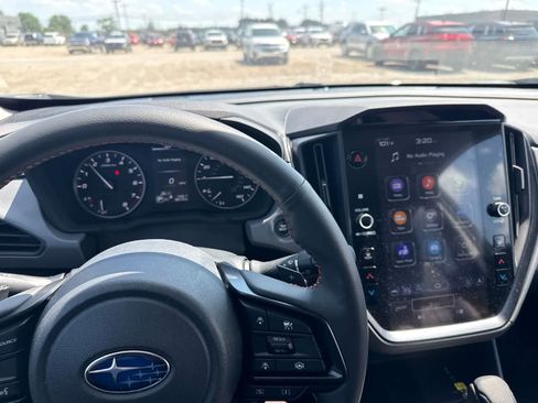 Used 2026 Subaru Crosstrek 2.5i Limited AWD/4WD image 18