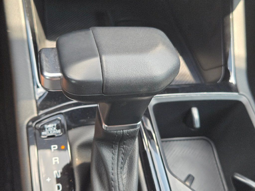 Certified 2025 Kia K5 GT-Line w/ GT-Line Premium Package FWD image 28
