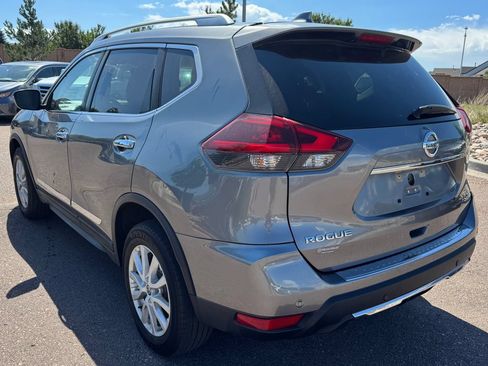 Used 2019 Nissan Rogue SV AWD/4WD image 4